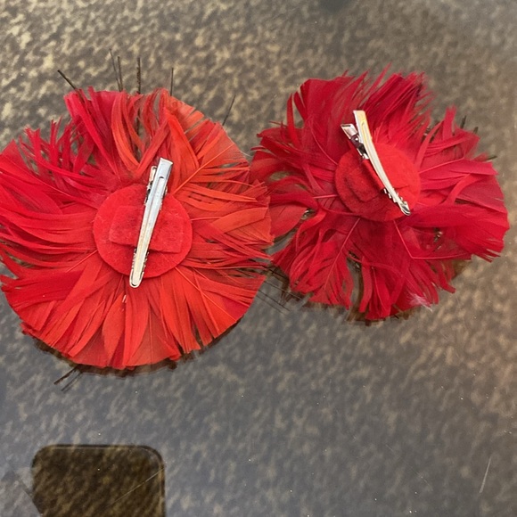 Set of 2 flower hair clips - Picture 2 of 2